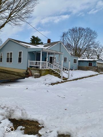 202 N Murphy Street, Hillsboro, IN 47949