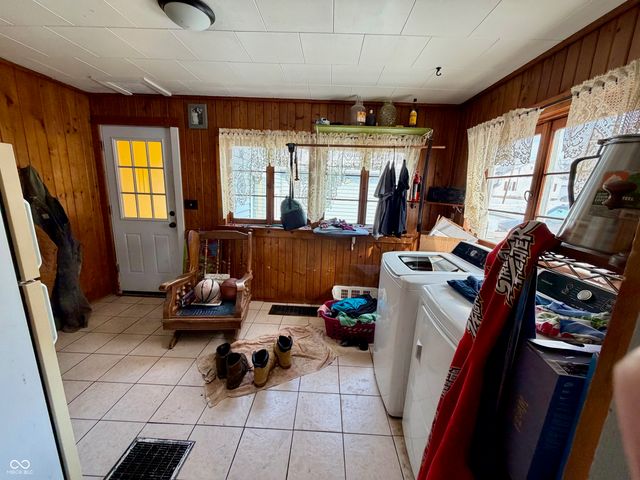 202 N Murphy Street, Hillsboro, IN 47949