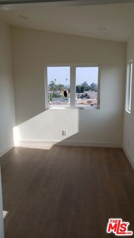 2406 S Dunsmuir Avenue, Los Angeles, CA 90016