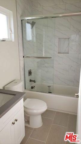 2406 S Dunsmuir Avenue, Los Angeles, CA 90016