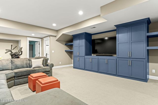 10803 Jimson St, Prospect, KY 40059