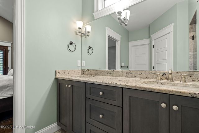 10803 Jimson St, Prospect, KY 40059