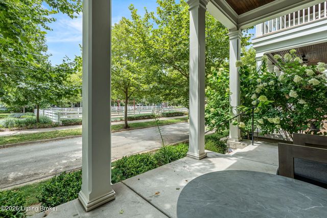 10803 Jimson St, Prospect, KY 40059