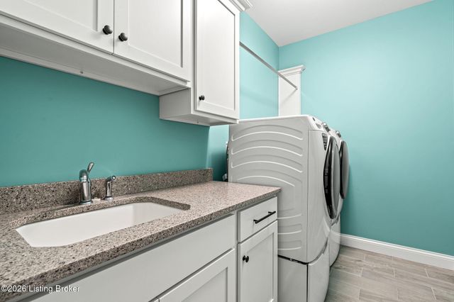 10803 Jimson St, Prospect, KY 40059