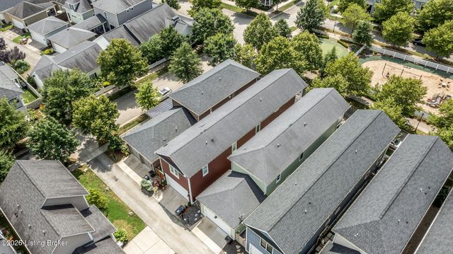 10803 Jimson St, Prospect, KY 40059