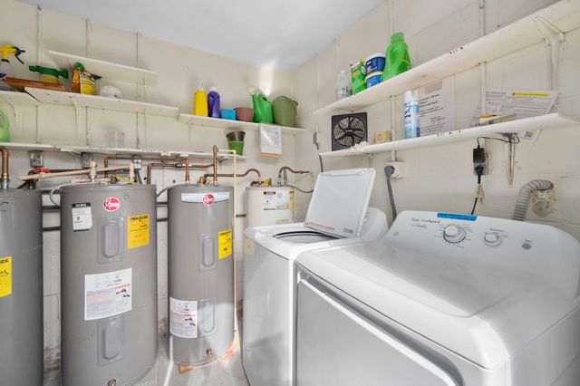 911 Savannas Point Drive Apt B, Fort Pierce, FL 34982