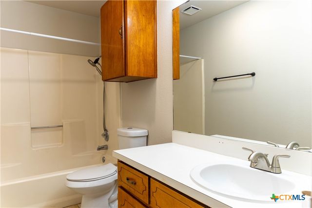 2402 Lazy Ridge Drive, Killeen, TX 76543