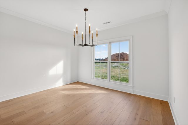 5541 Sinclair St, Murfreesboro, TN 37127
