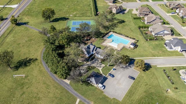 5541 Sinclair St, Murfreesboro, TN 37127