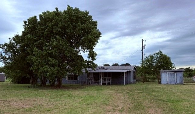 9391 County Road 2514, Eustace, TX 75124
