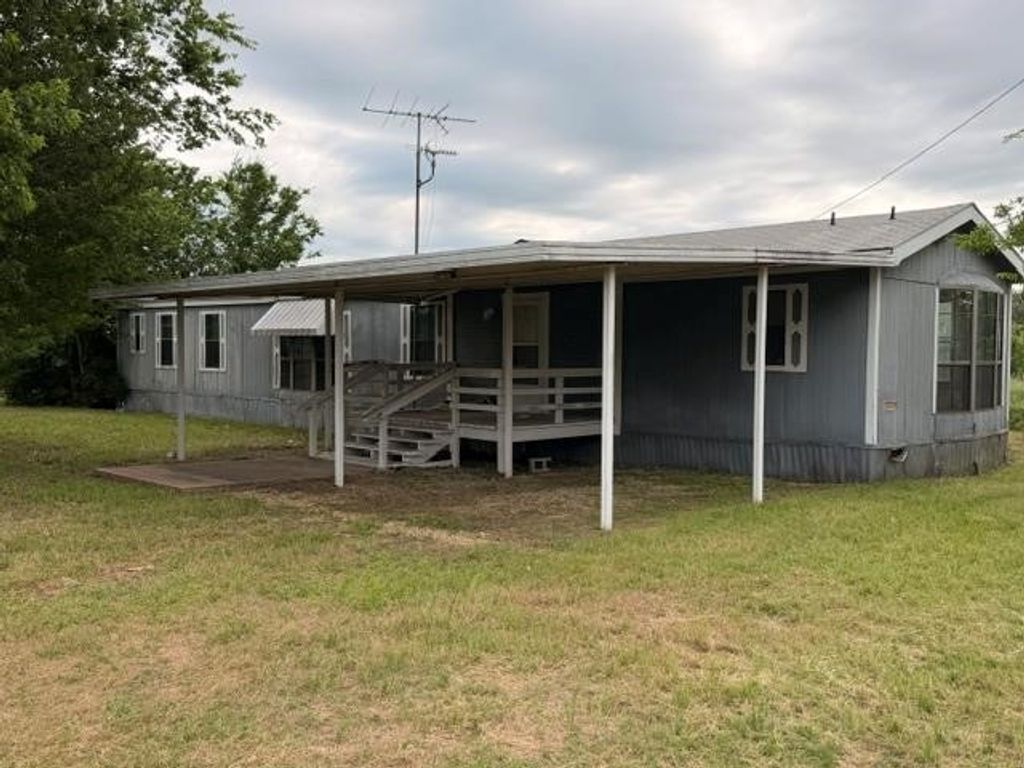 9391 County Road 2514, Eustace, TX 75124