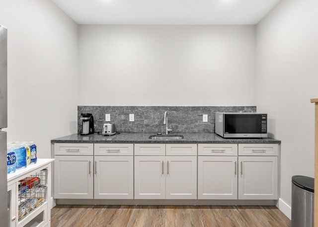 1869 Highway 25, Gallatin, TN 37066