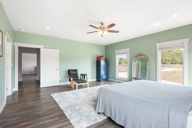 1869 Highway 25, Gallatin, TN 37066