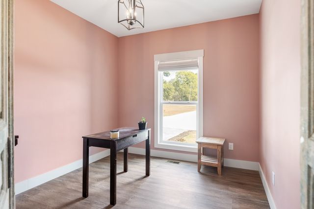 1869 Highway 25, Gallatin, TN 37066