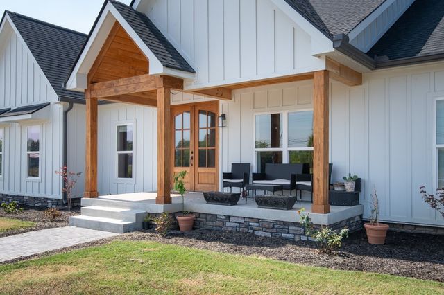 1869 Highway 25, Gallatin, TN 37066