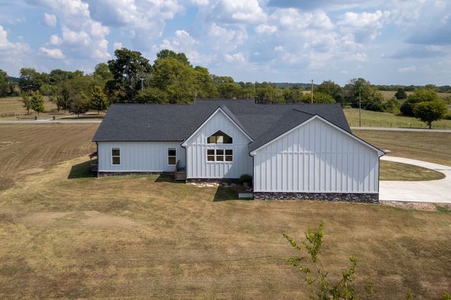 1869 Highway 25, Gallatin, TN 37066