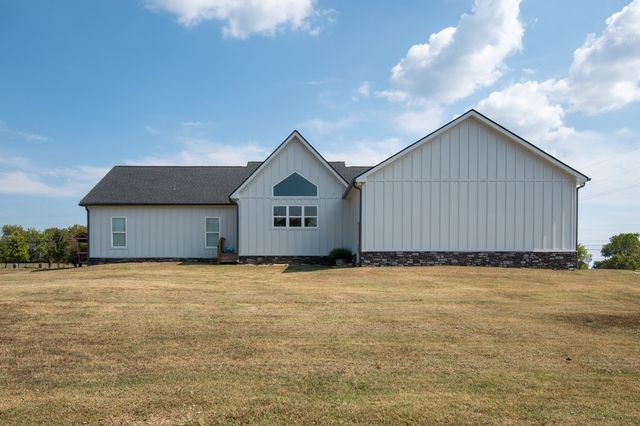 1869 Highway 25, Gallatin, TN 37066