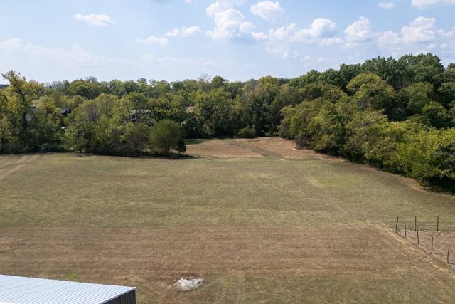 1869 Highway 25, Gallatin, TN 37066