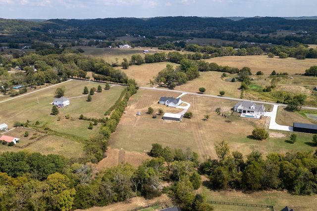 1869 Highway 25, Gallatin, TN 37066