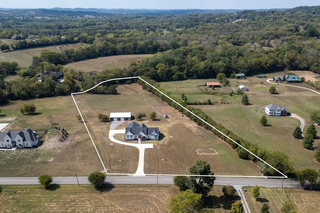 1869 Highway 25, Gallatin, TN 37066