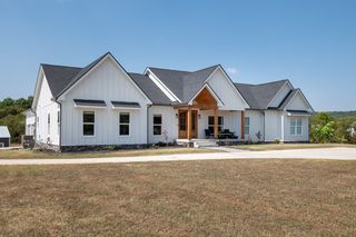 1869 Highway 25, Gallatin, TN 37066