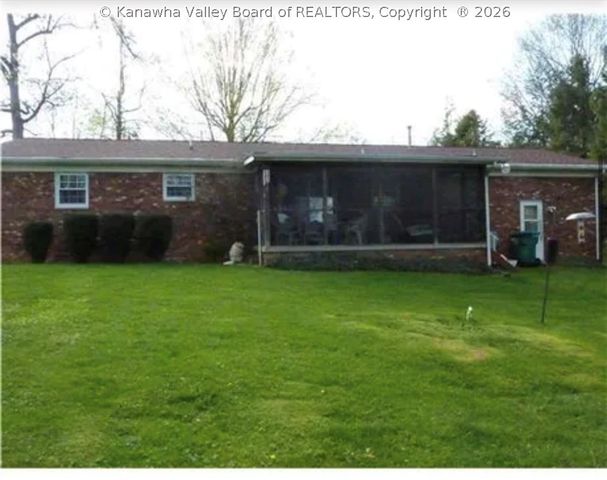 5 Lake Chadesa Drive, Hurricane, WV 25526