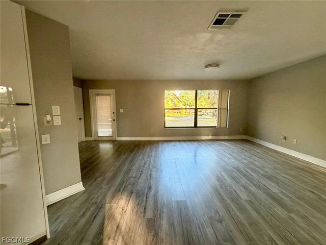 409 McArthur AVE, Lehigh Acres, FL 33936