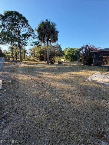 409 McArthur AVE, Lehigh Acres, FL 33936