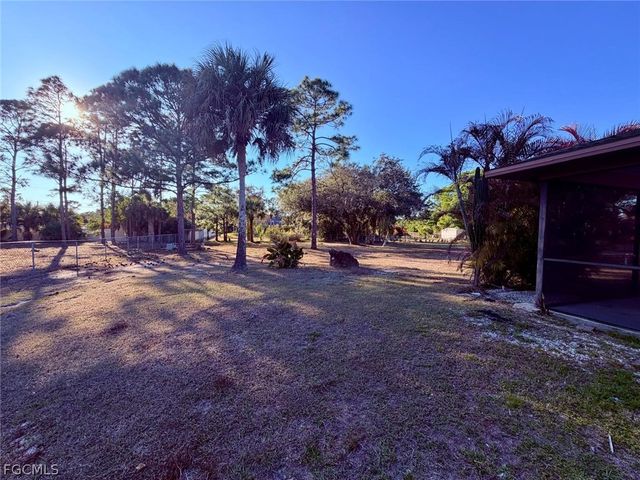 409 McArthur AVE, Lehigh Acres, FL 33936