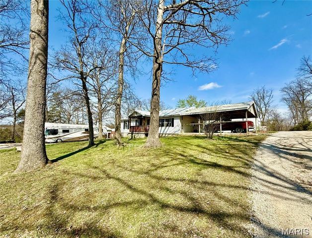 17525 N Service Road, Wright City, MO 63390