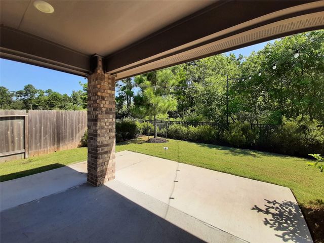 9257 Inland Leather Lane, Conroe, TX 77385