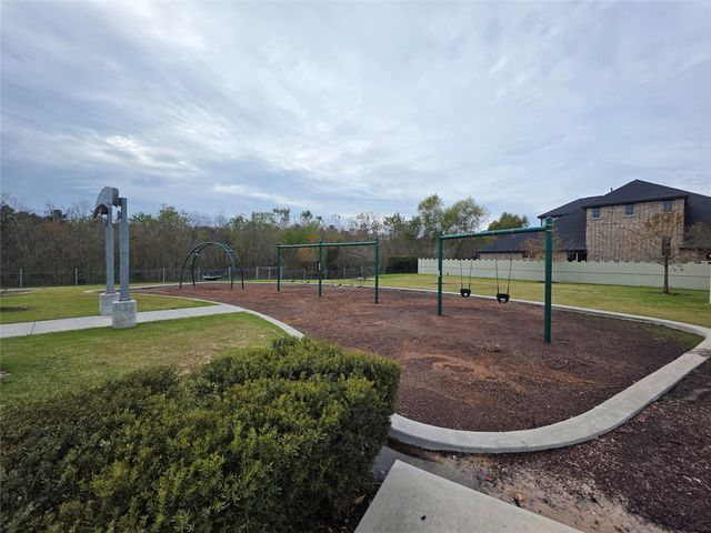 9257 Inland Leather Lane, Conroe, TX 77385