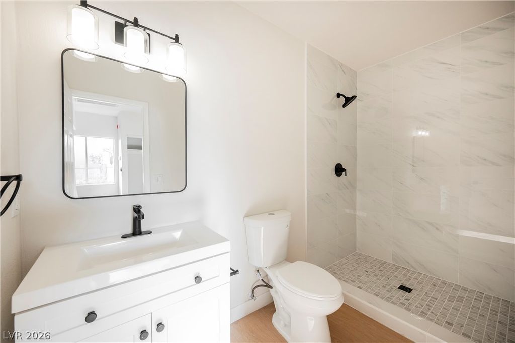 331 Misty Isle Lane B, Las Vegas, NV 89107 — photo 3