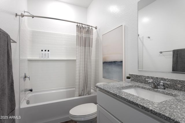 9117 N 181st Avenue 102, Waddell, AZ 85355