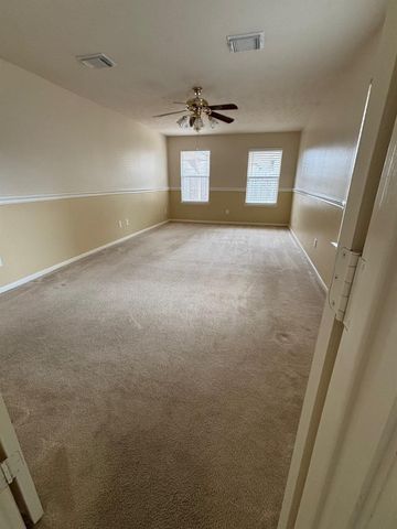 903 Christopher, Baytown, TX 77521