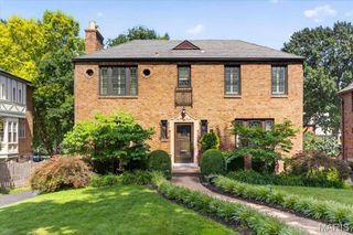58 Broadview Drive, Clayton, MO 63105