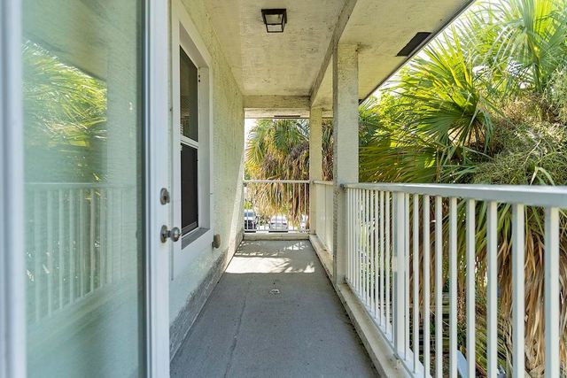 105 2nd Street 3, Lake Park, FL 33403
