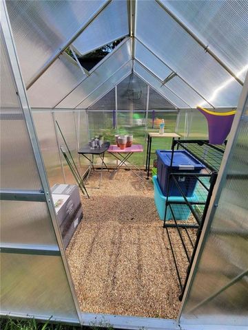 921 NE Locust Drive, Blue Springs, MO 64014