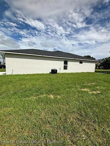 3905 Craig Avenue, Sebring, FL 33870