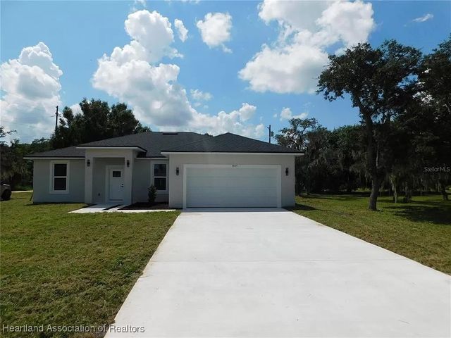 3905 Craig Avenue, Sebring, FL 33870