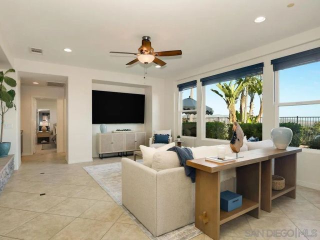 7565 Chicago, La Mesa, CA 91941
