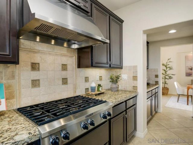 7565 Chicago, La Mesa, CA 91941