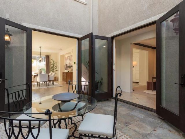 7565 Chicago, La Mesa, CA 91941