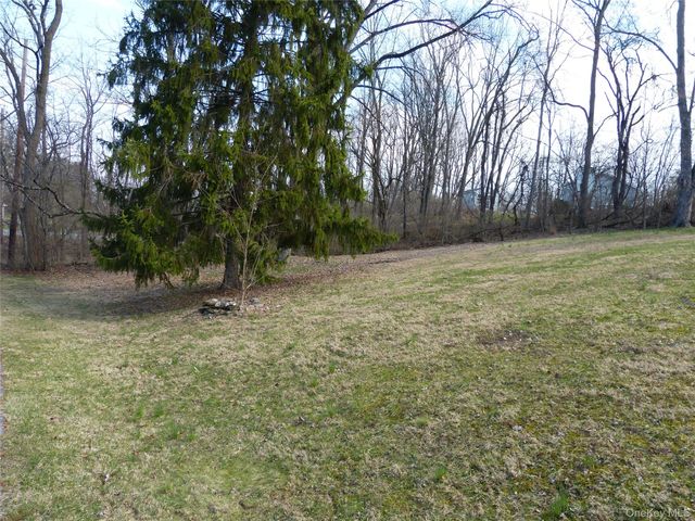 25 Liberty Corners Road, Pine Island, NY 10969