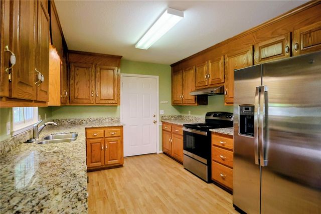 210 Wedgewood Drive, Anderson, SC 29621