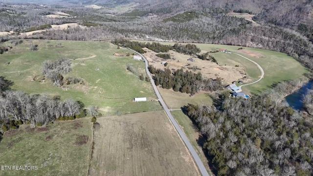 1260 Powell, Tazewell, TN 37879