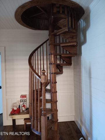 1260 Powell, Tazewell, TN 37879