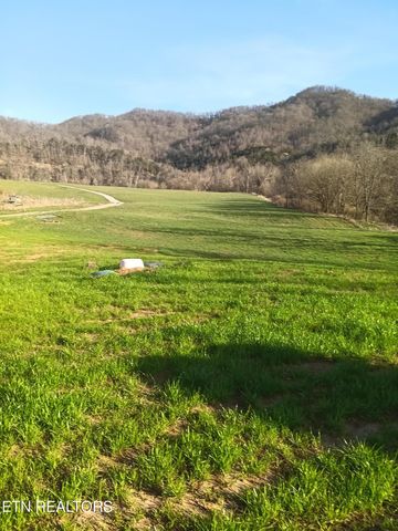 1260 Powell, Tazewell, TN 37879