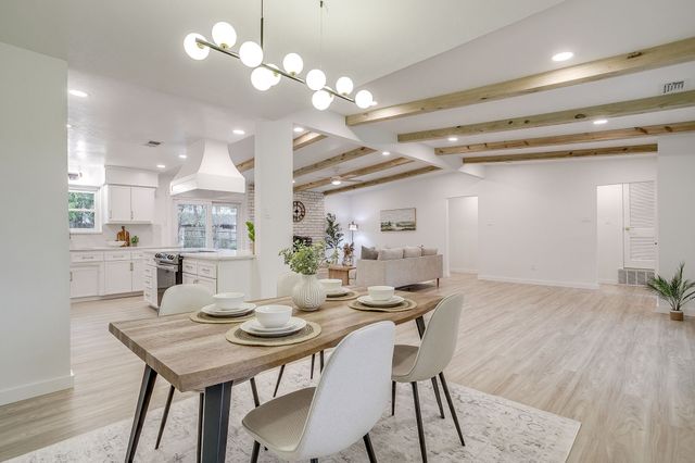 3720 Glenmont Drive, Fort Worth, TX 76133