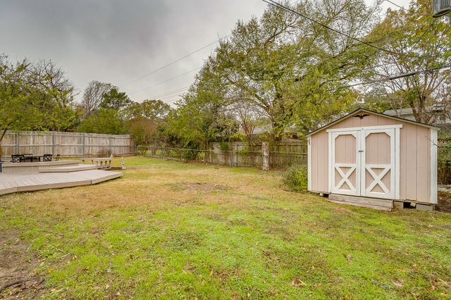 3720 Glenmont Drive, Fort Worth, TX 76133